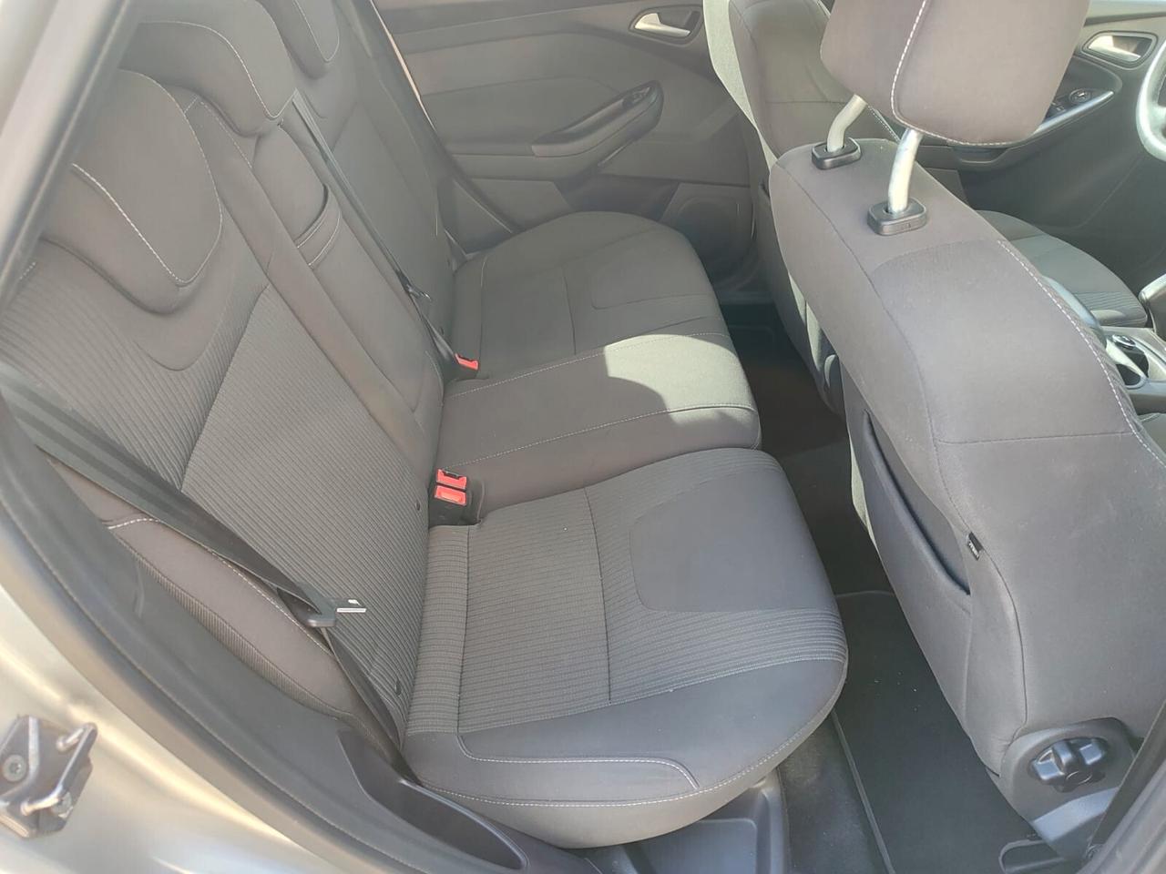 Ford Focus 1.6 TDCi 115 CV Titanium PARI AL NUOVO!!!