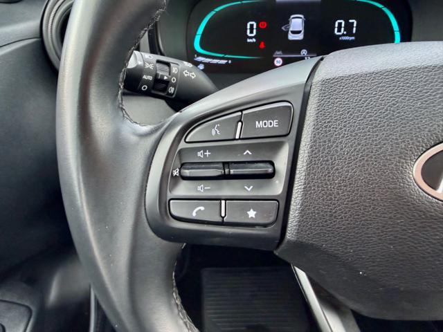 HYUNDAI i10 1.0 MPI AUTOMATICA CONNECTLINE+VIRTUAL+NAVI+PDC