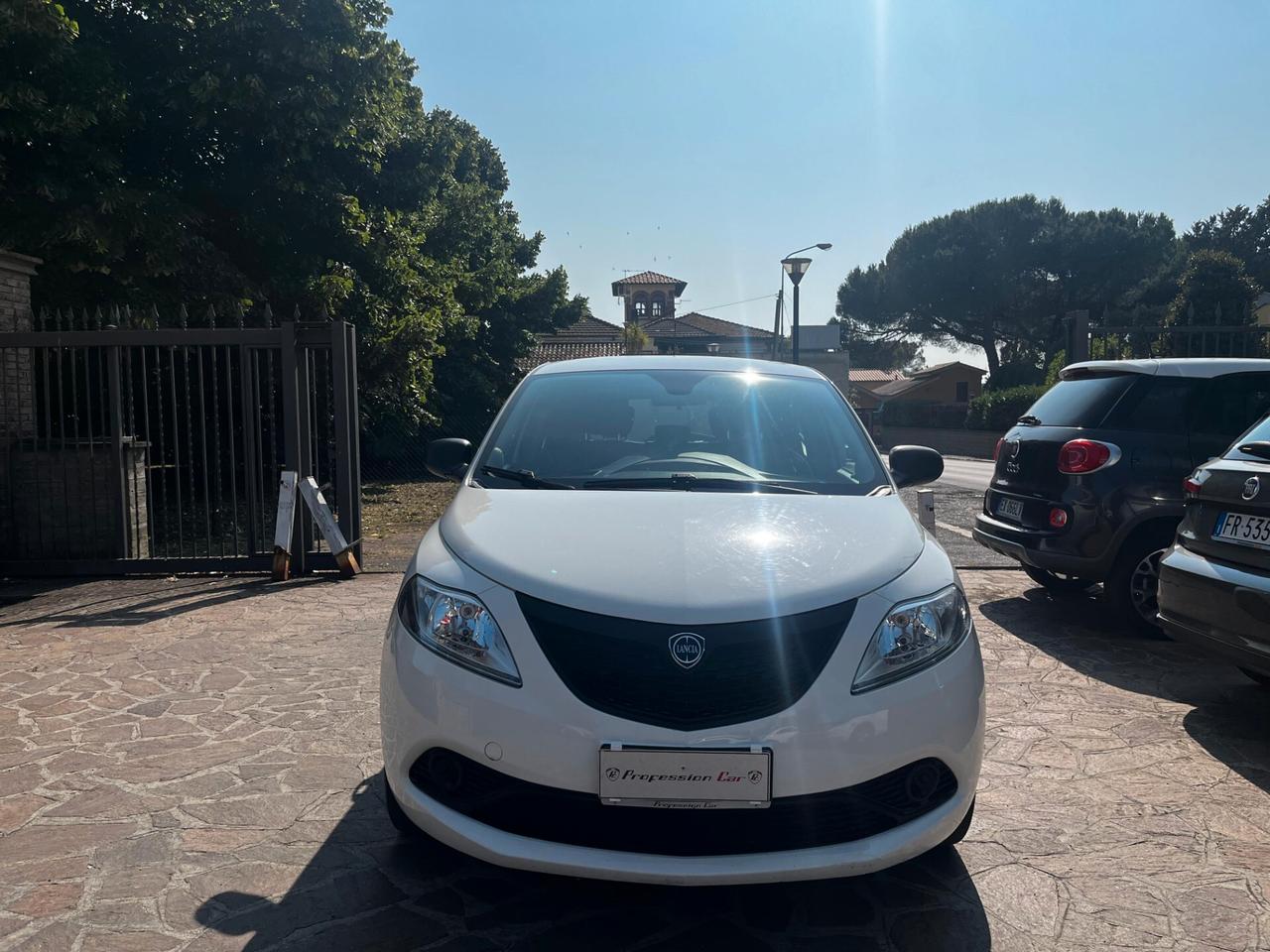 Lancia Ypsilon 1.2 69 CV 5 porte GPL Ecochic Elefantino Blu