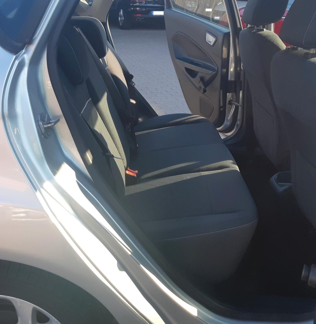 Ford Fiesta 1.4 5 porte Bz.- GPL Titanium