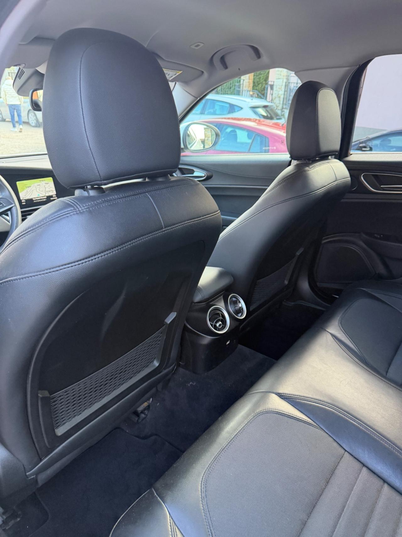 Alfa Romeo GIULIA 2.2d 150 CV SUPER KMCERT GARANZ