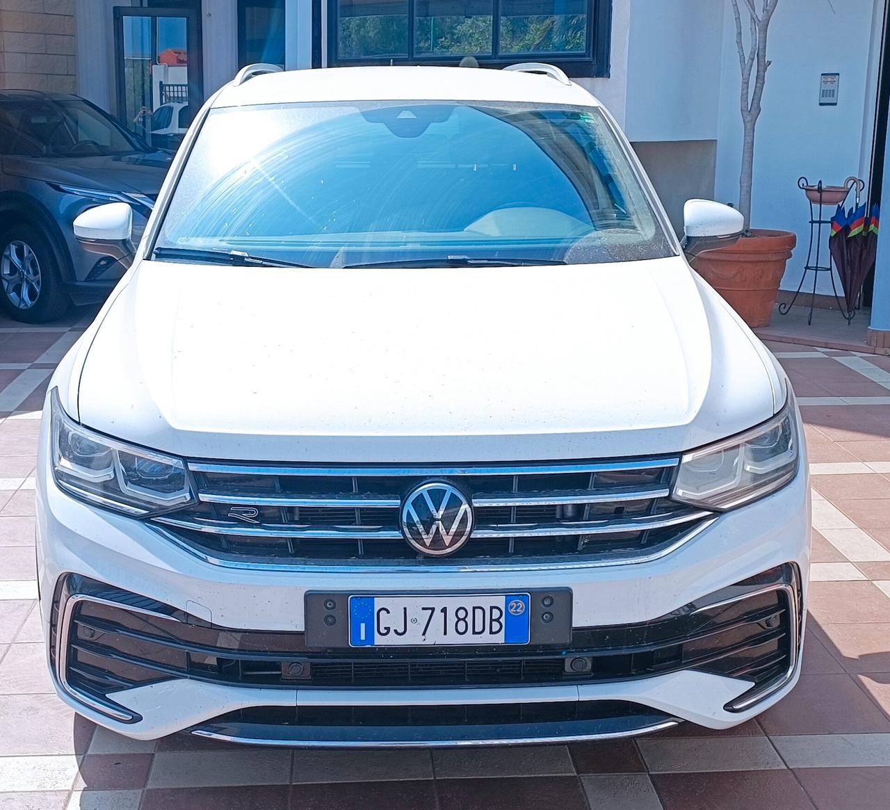Volkswagen Tiguan 2.0 TDI 200 CV SCR DSG 4MOTION R-Line