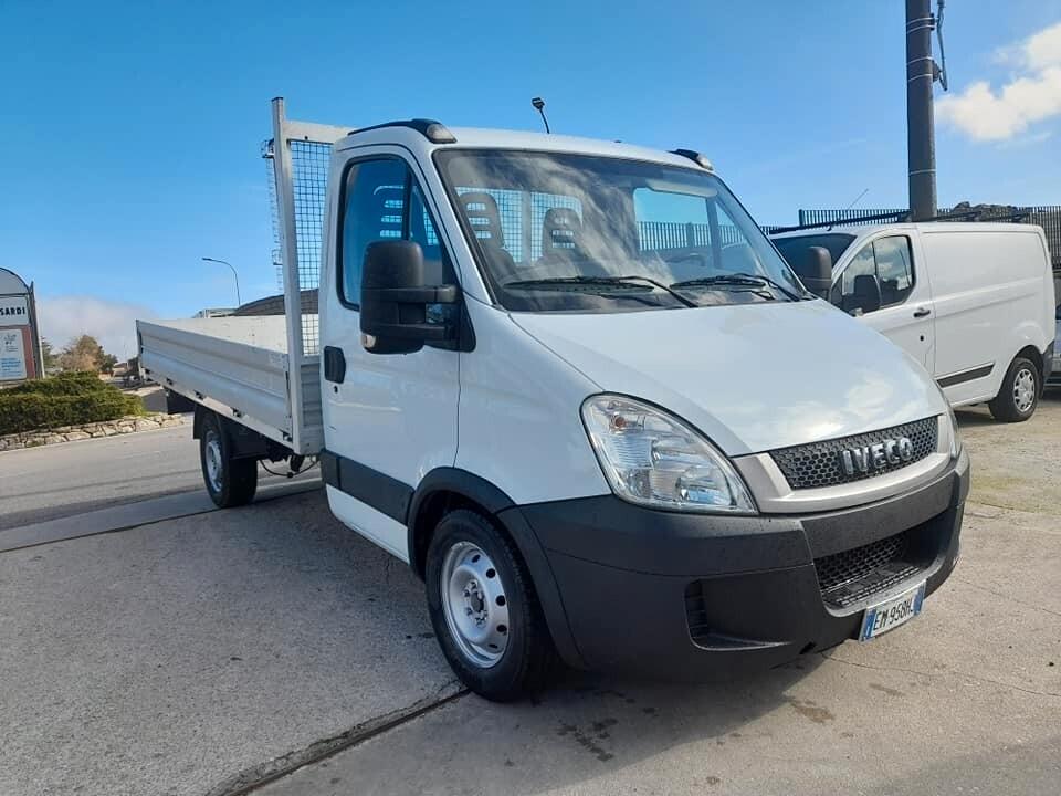 IVECO DAILY 35s11