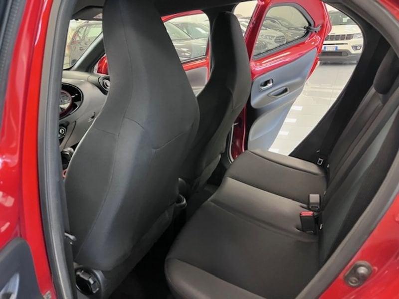 Toyota Aygo X 1.0B (72 CV) Lounge S-CVT