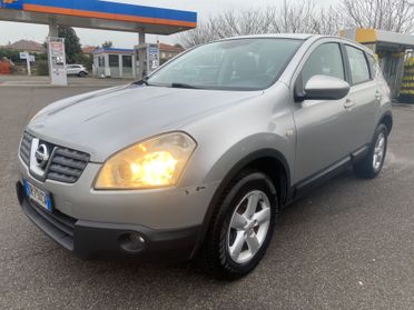 Nissan Qashqai 2.0 dCi DPF 4WD Tekna