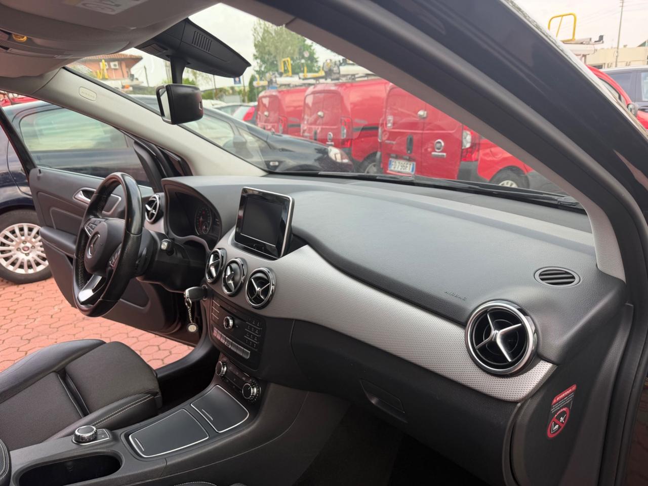 Mercedes-benz B 180 d Automatic Business