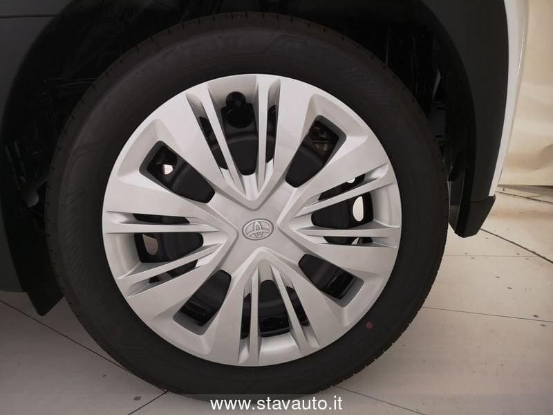 Toyota Aygo X 1.0 Active 72cv