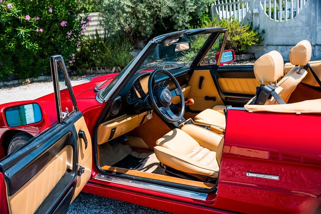 Alfa Romeo Spider 1.6