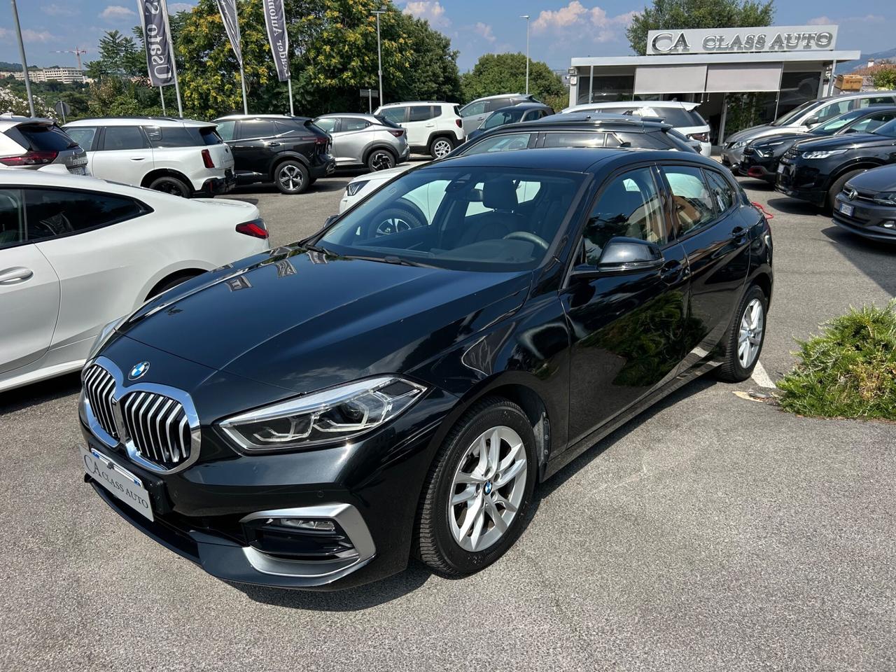 Bmw 118 118d 5p. Luxury