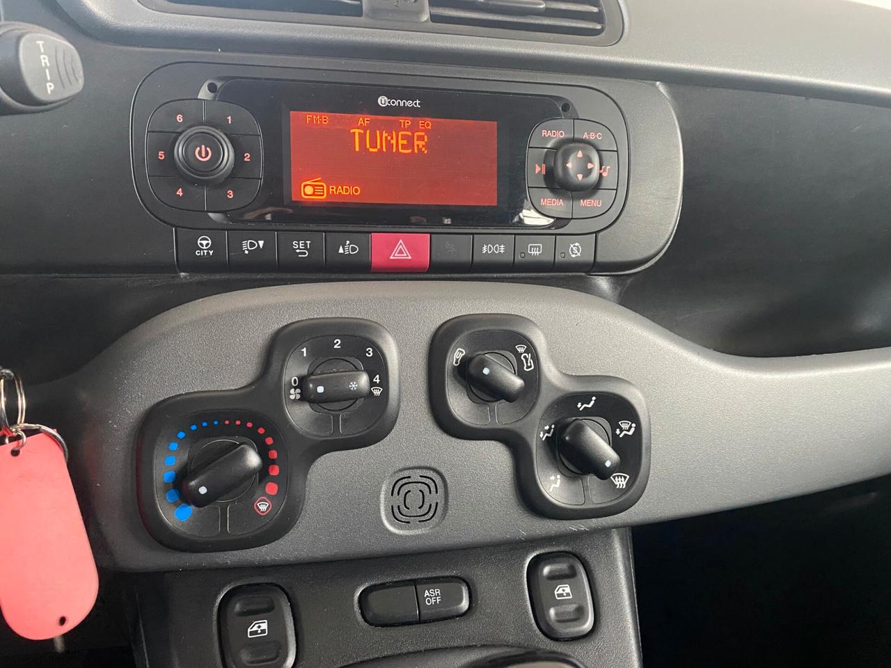 Fiat Panda 1.0 FireFly S&S Hybrid City Cross