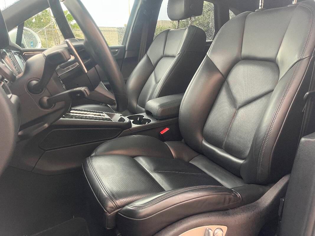 Porsche Macan 2.0 265cv pdk