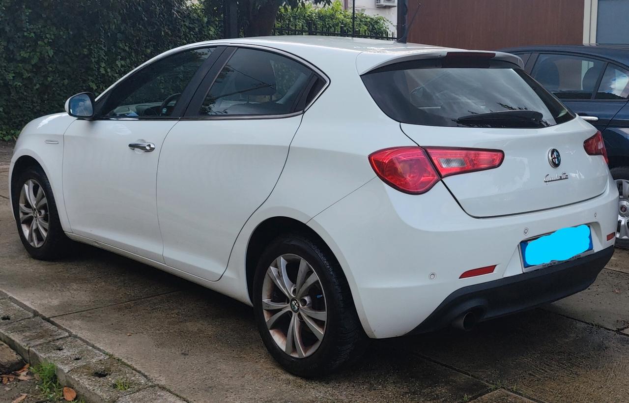 Alfa Romeo Giulietta 1.6 JTDm-2 105 CV Progression