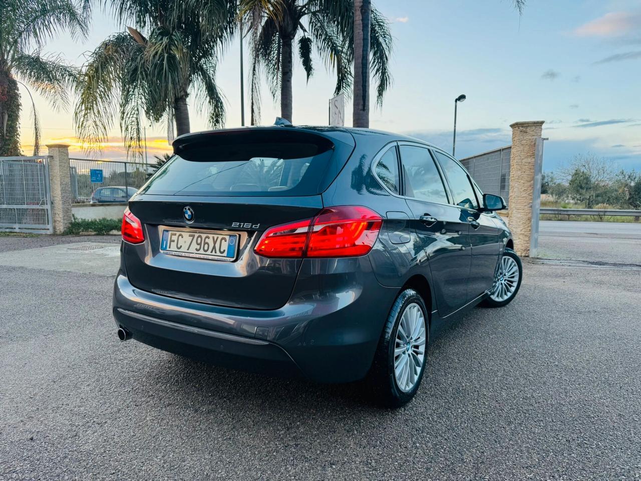 Bmw 216d Active Tourer Luxury Pelle/Led