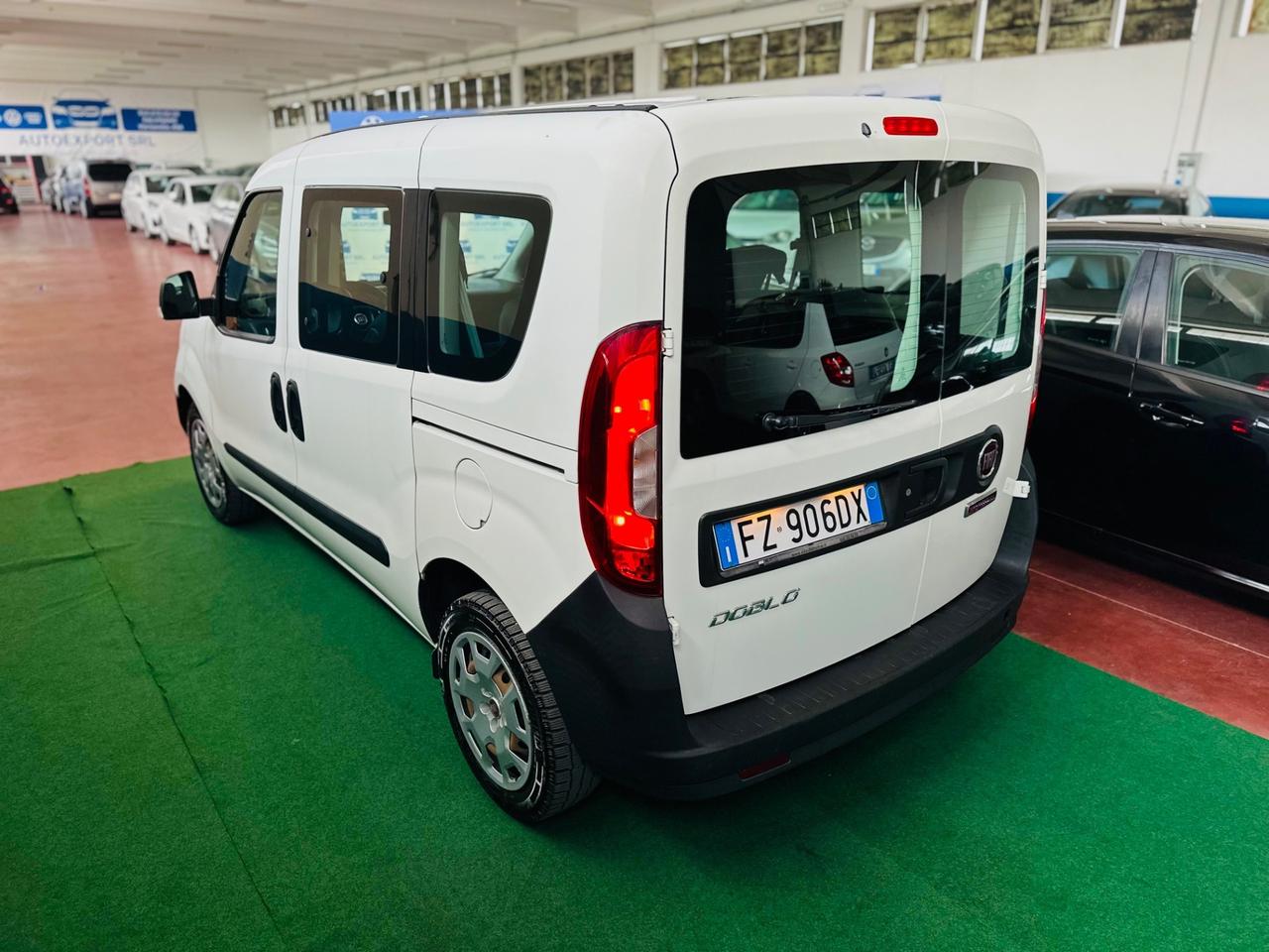 Splendido Fiat Doblo cargo 1.3 MJT/5posti/iva inclusa
