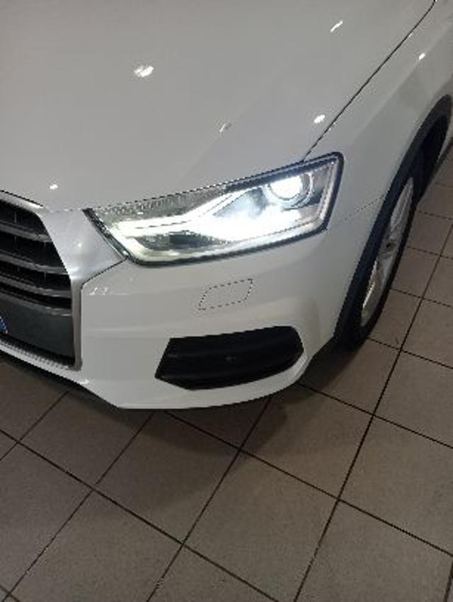 AUDI Q3 2.0 TDI 150 CV Business