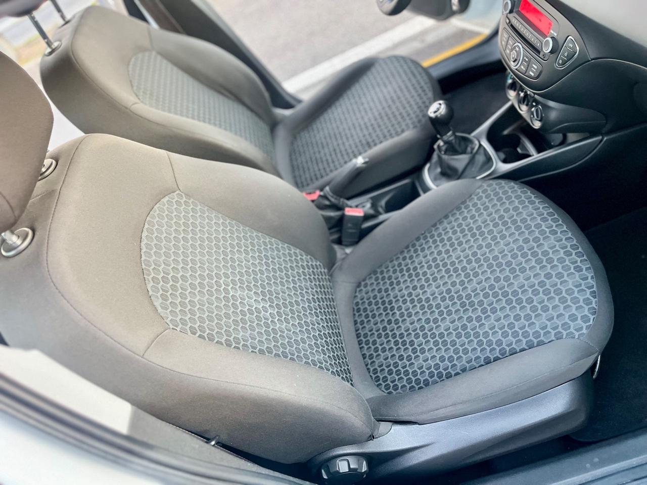 Opel Corsa 1.4 90CV GPL Tech 5 porte 120 Anniversary