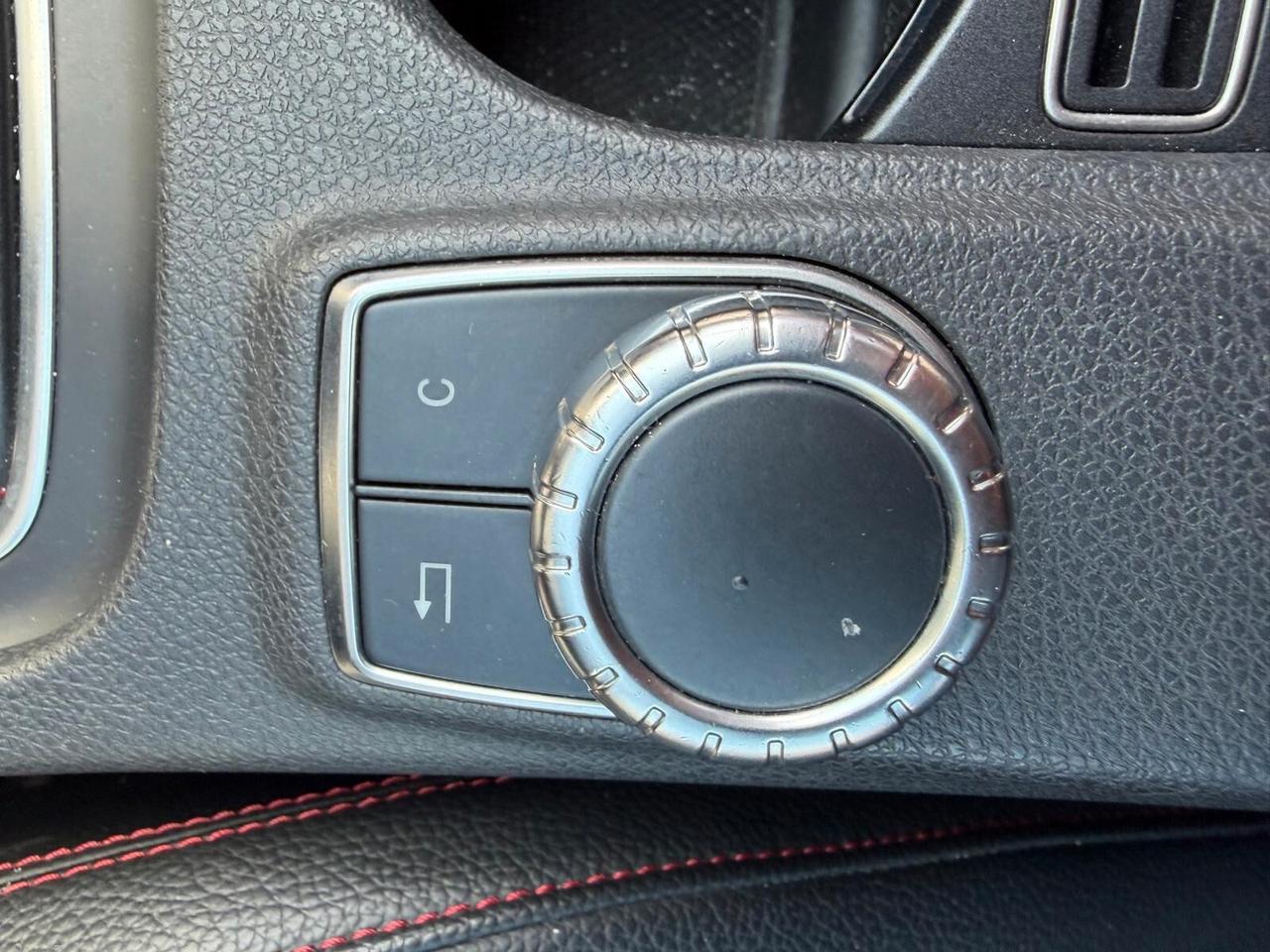MERCEDES CLASSE A 180 PREMIUM "OK NEOPATENTATI"