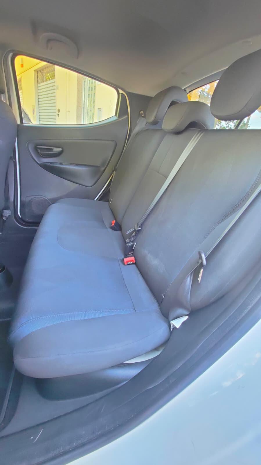 Lancia Ypsilon 1.2 69 CV 5 porte S&S Gold