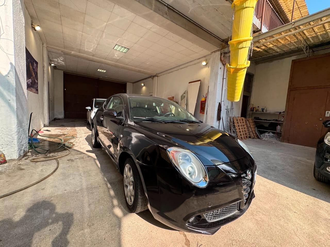 Alfa Romeo MiTo 1.6 JTDm 16V Distinctive Sport Pack