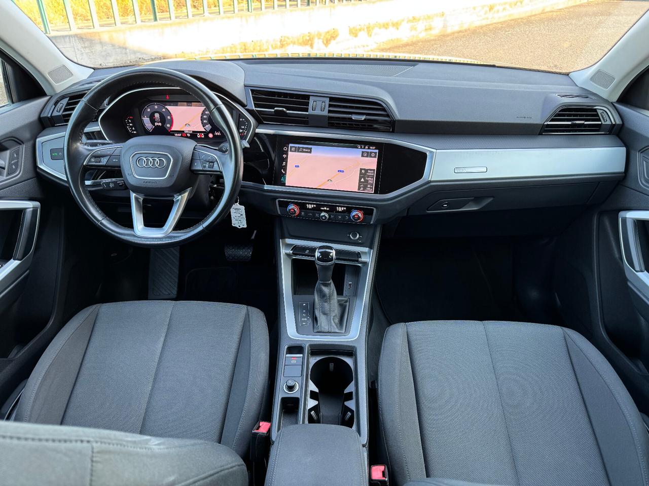 Audi Q3 35 TDI S tronic Business Advanced