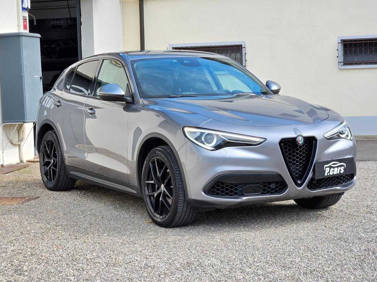 Alfa Romeo Stelvio 2.0 Turbo 280 CV Q4 First Edition