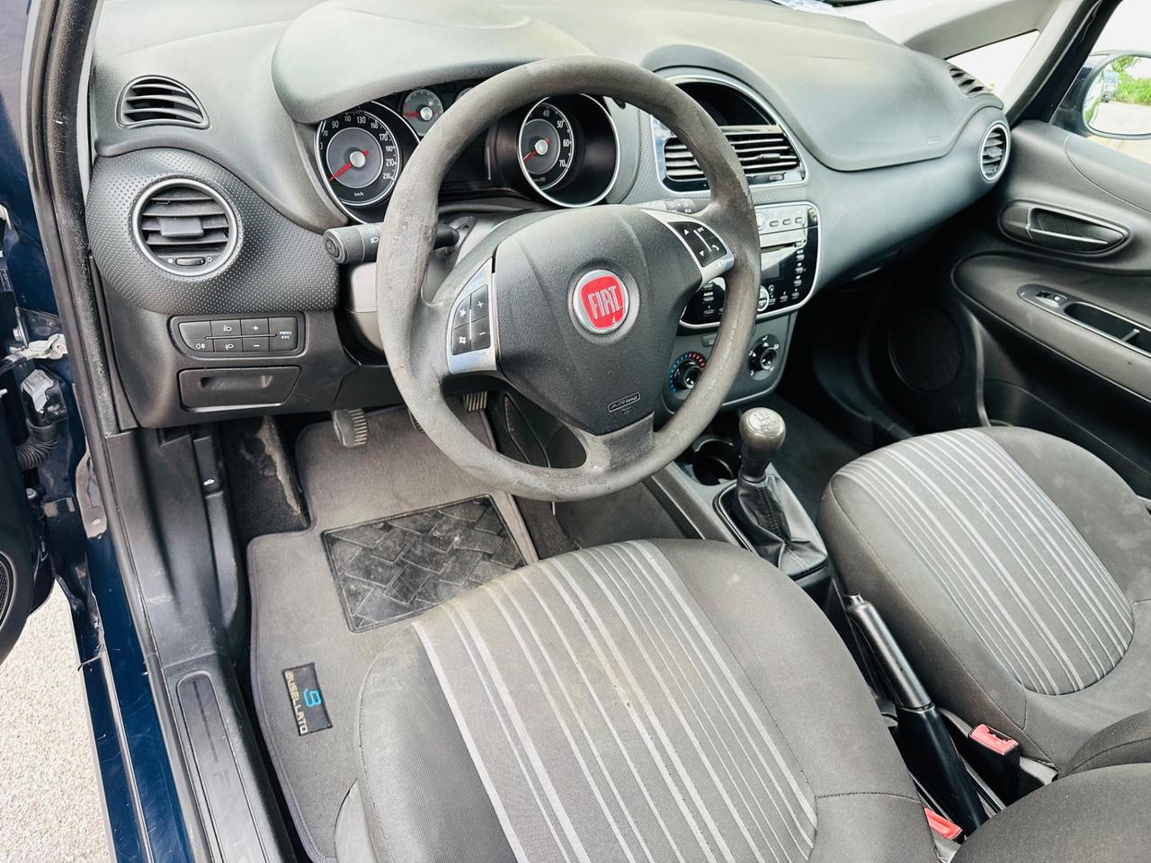 Fiat Grande punto 1.3 mjt 2011 270.000km neo patentati