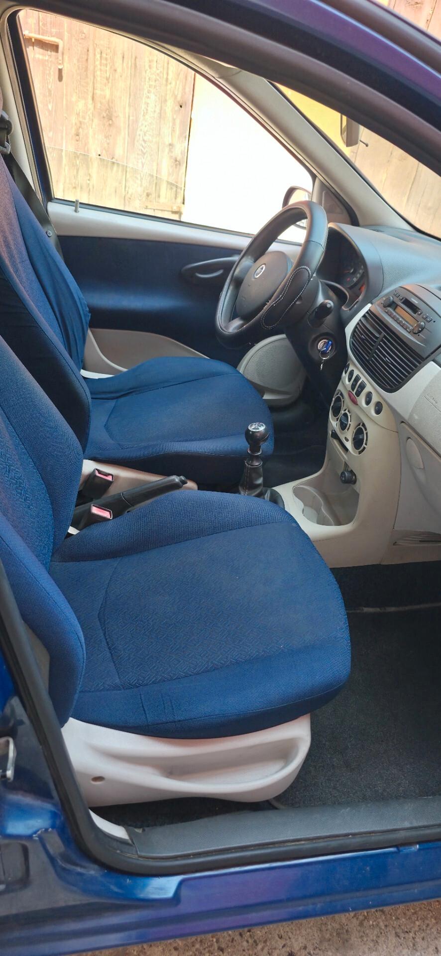 Fiat Punto 1.2 5 porte Dynamic gpl valido