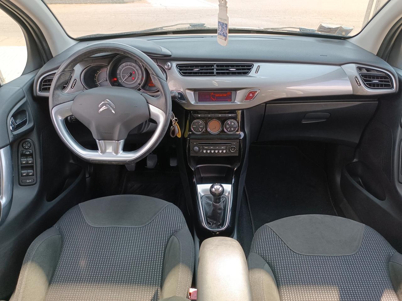 Citroen C3 1.6 HDi Exclusive soli 94.000 km!