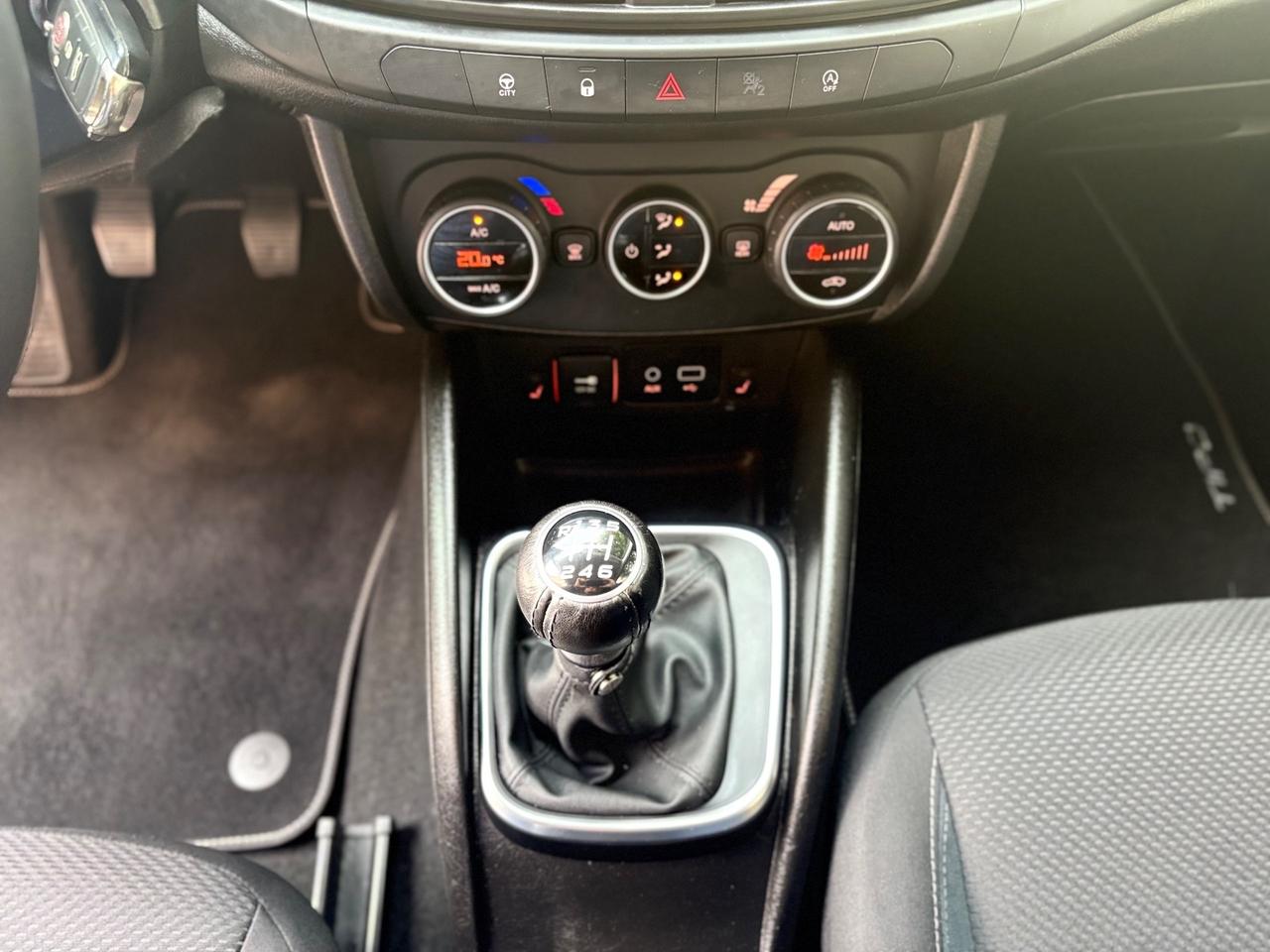Fiat Tipo 1.6 Mjt 5PORTE Lounge ROSSO AMORE FULL