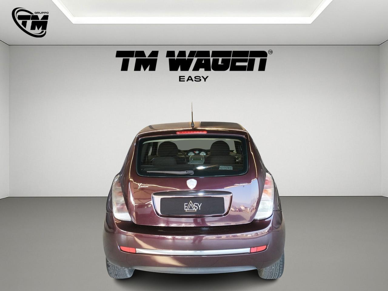 Lancia Ypsilon 1.3 MJT 75 CV Platino