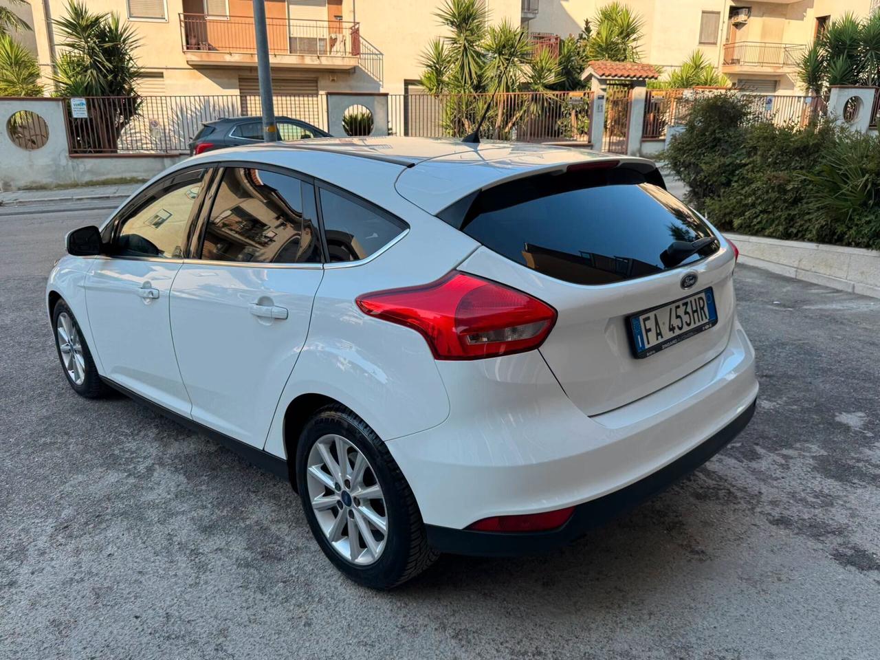 FORD FOCUS BERLINA 1.5 TDCI 120 CV. E6 TITANIUM KM 109.000 PERFETTA