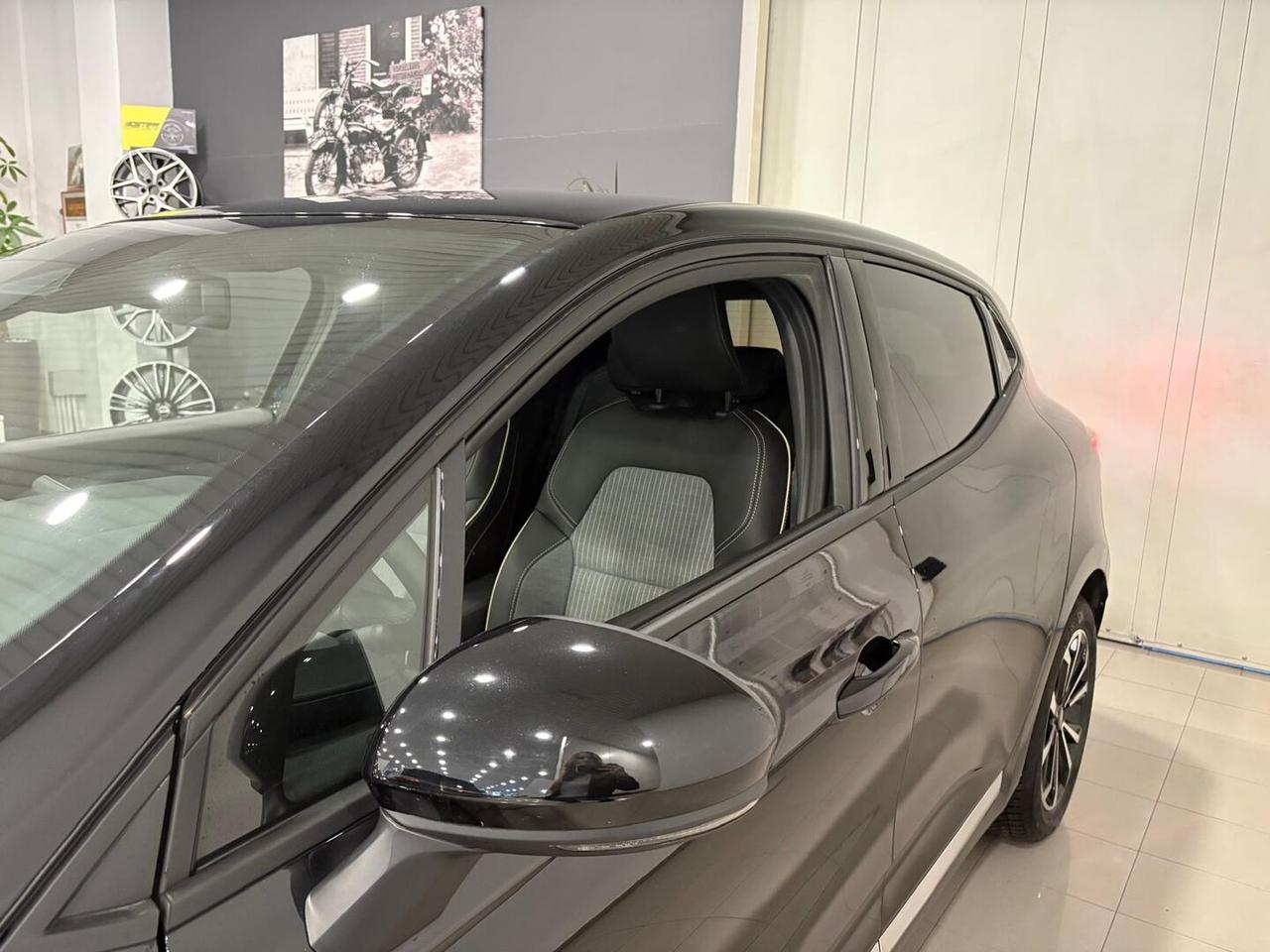 Renault Clio 1.0 tce Techno 90cv