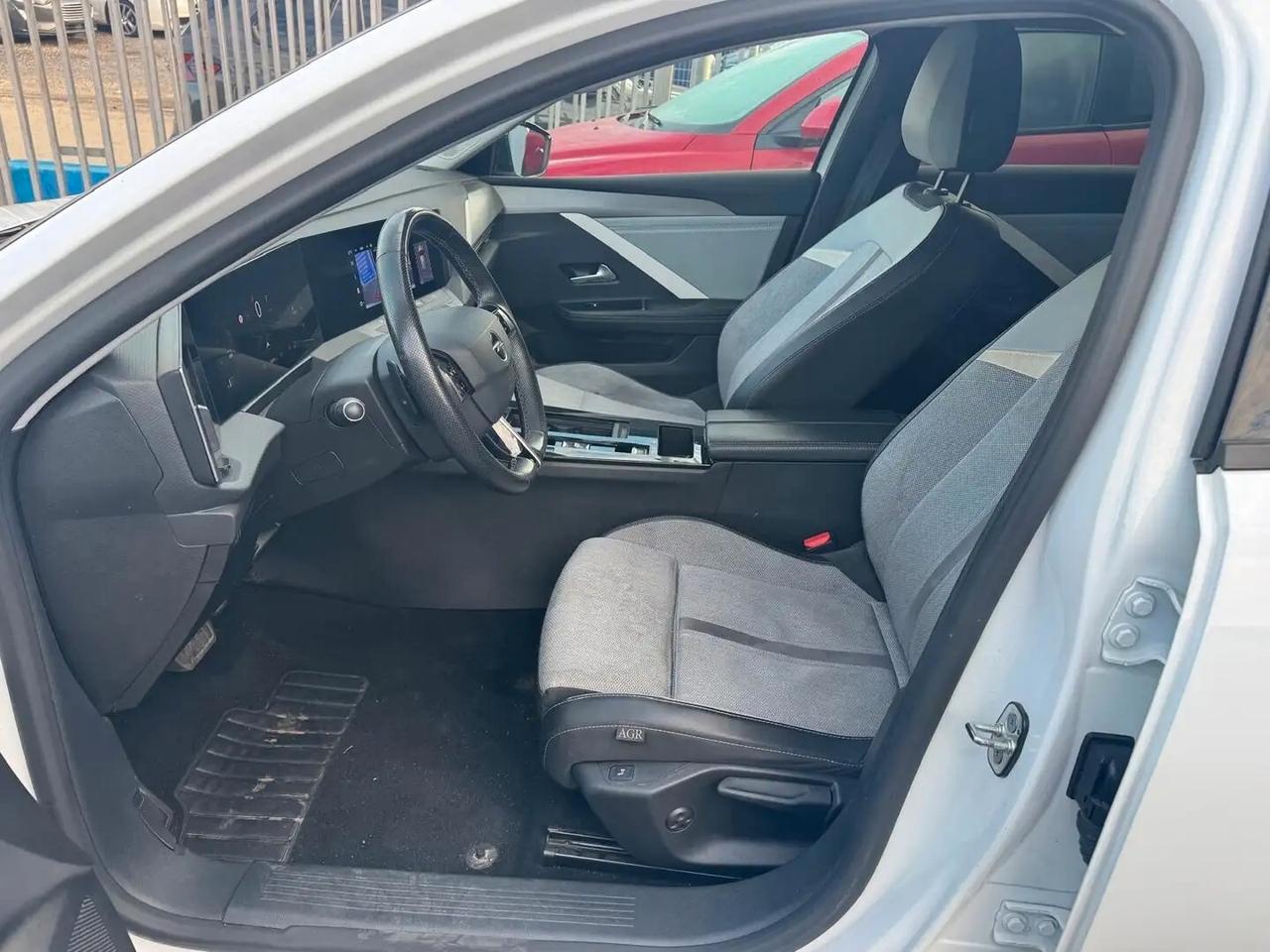 Opel Astra 1.5 Turbo Diesel 130 CV Sports Tourer Edition
