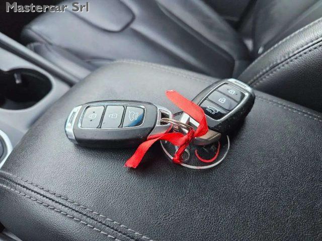 HYUNDAI Santa Fe 2.2 crdi 200cv Xprime 4wd auto A/T - FV943YL