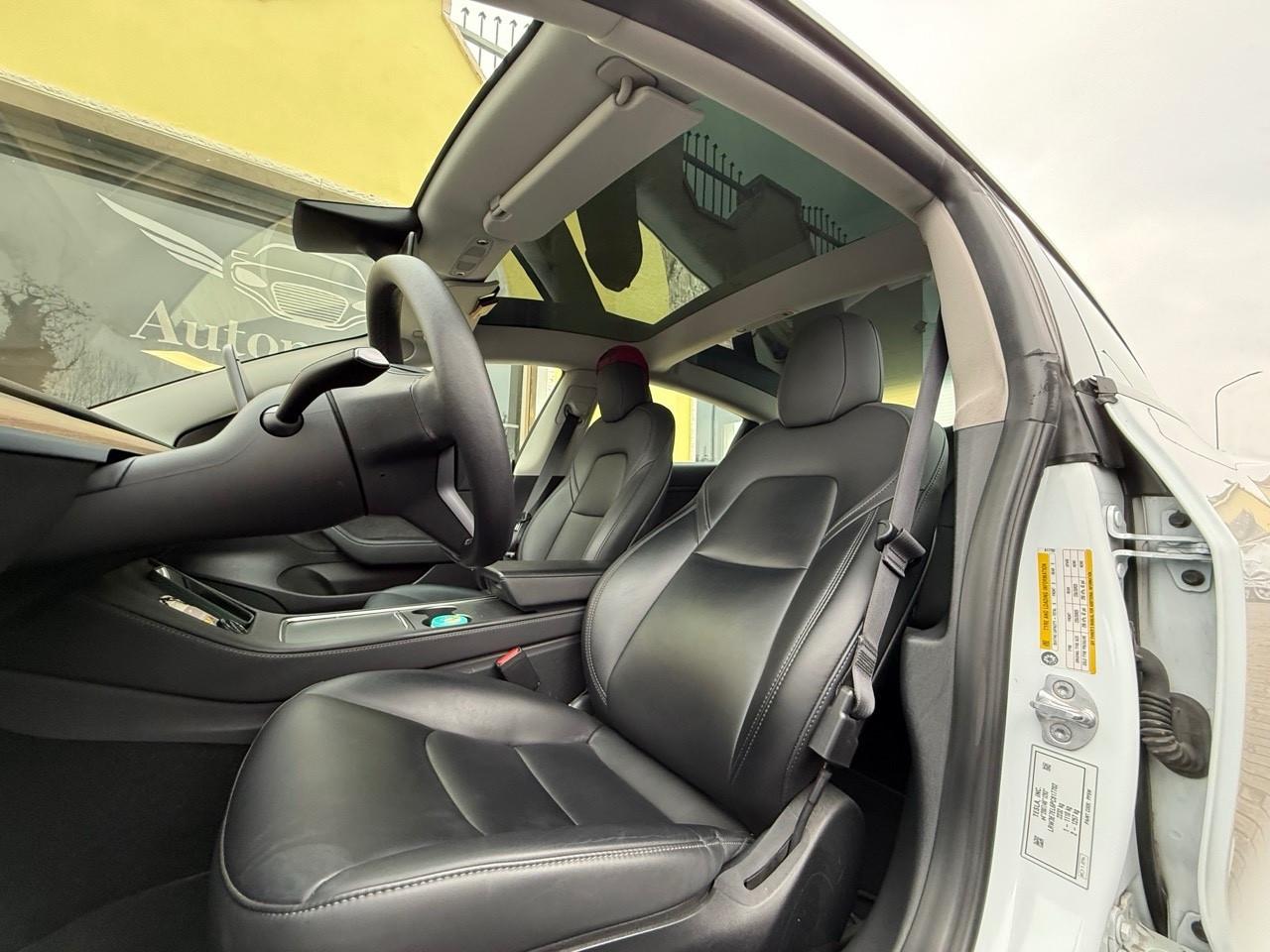 Tesla Model 3 Long Range Performance 2023