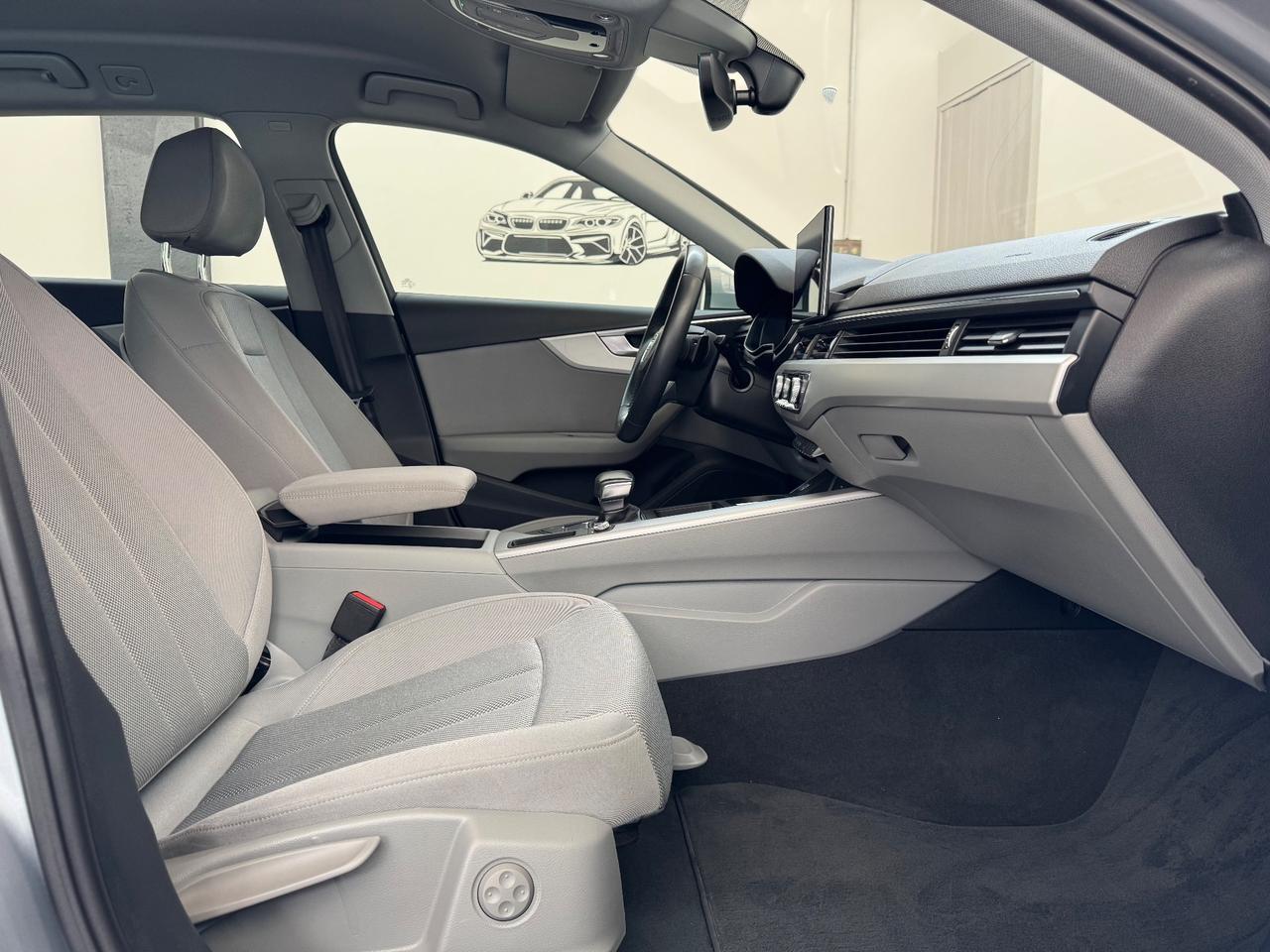 Audi A4 Avant 30 TDI/136 CV S tronic Business Advanced