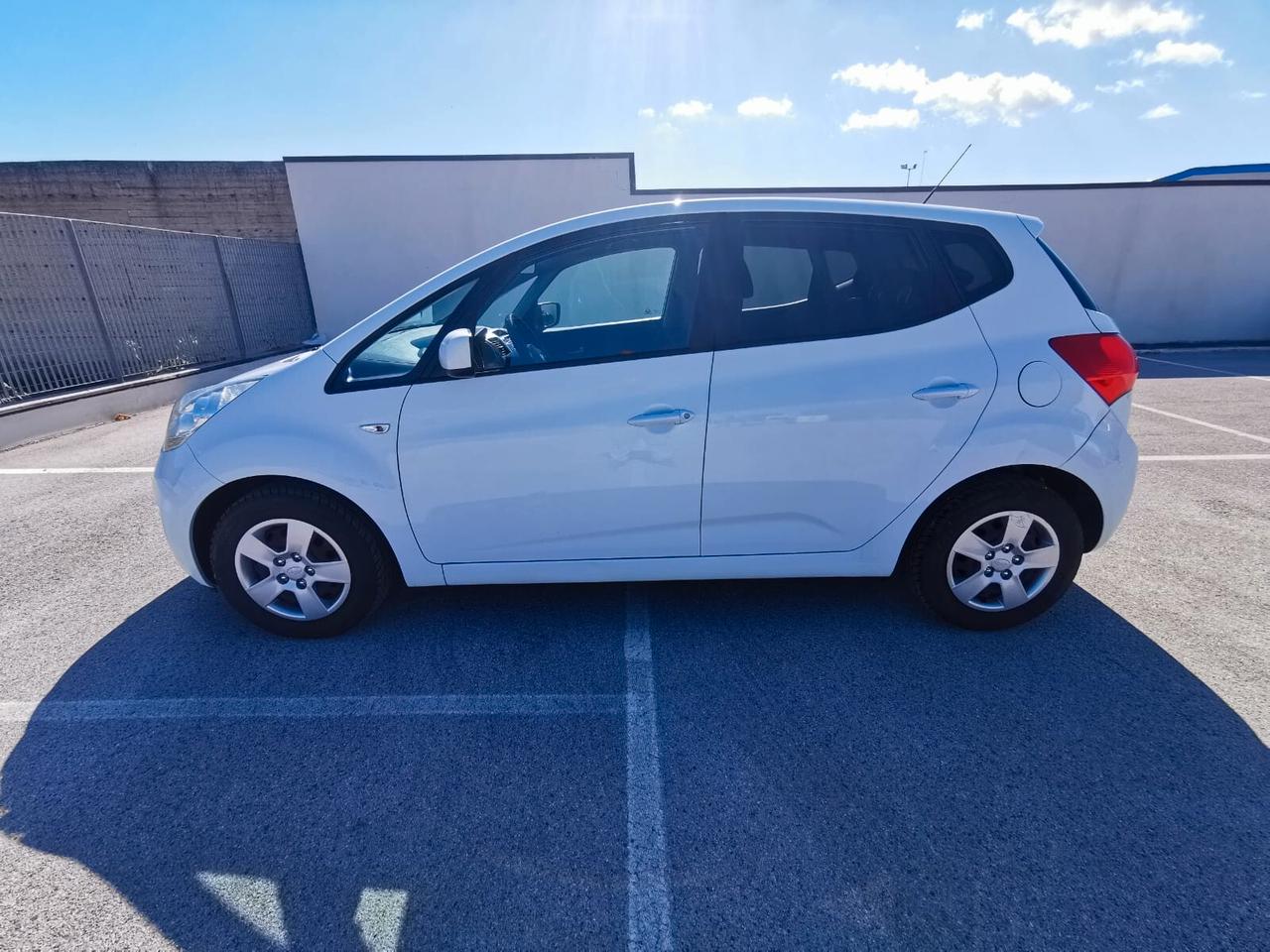 Kia Venga 1.4 CRDi 90CV Cool - 2013