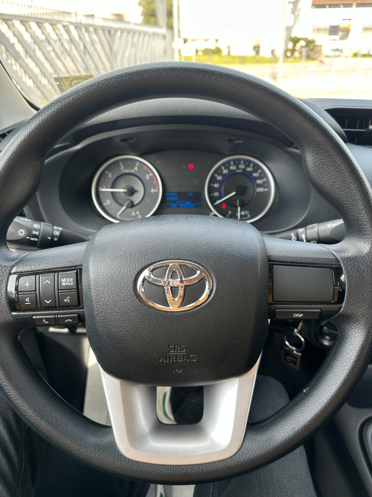 Toyota Hilux 2.4 D-4D 4WD