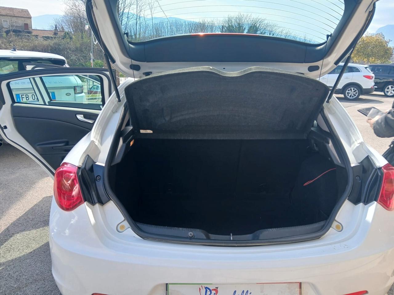 Alfa Romeo Giulietta 1.6 JTDm 120 CV Super NEOPATENTATI