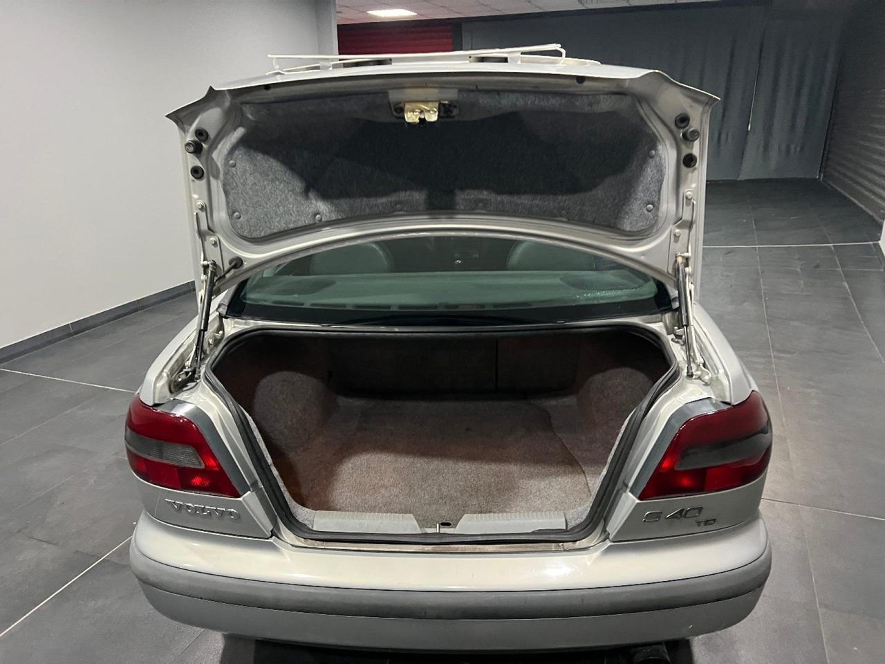 Volvo S40 1.9 turbodiesel cat KM 196.000 PELLE /CLIMA