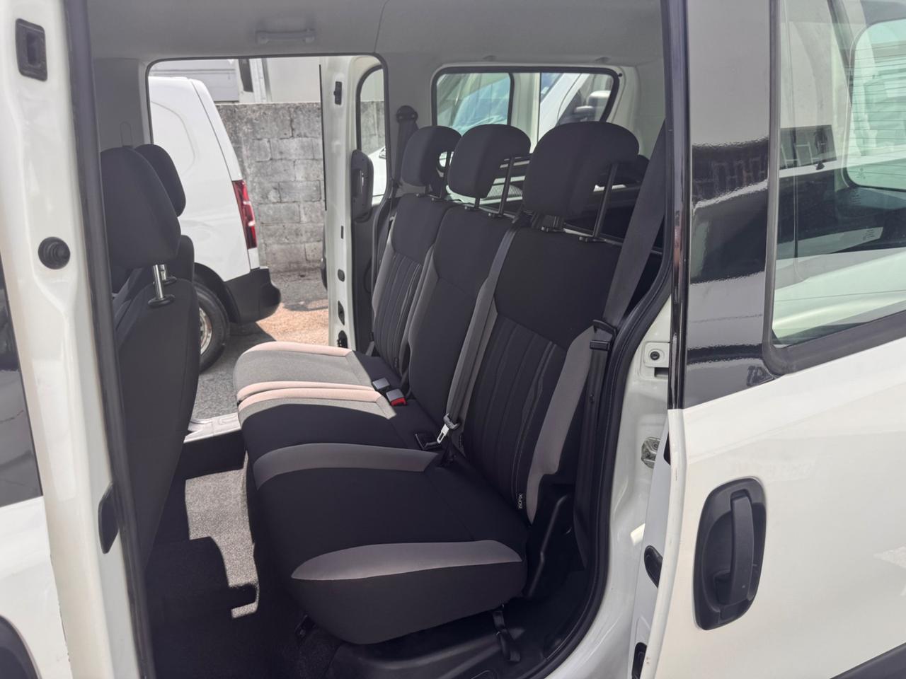 Fiat Doblo MAXI COMBI 5 POSTI 1.6 MJET 120CV PASSO LUNGO