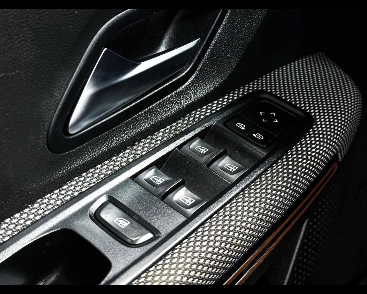 DACIA Sandero 3ª serie - Sandero Stepway 1.0 TCe 90 CV Comfort