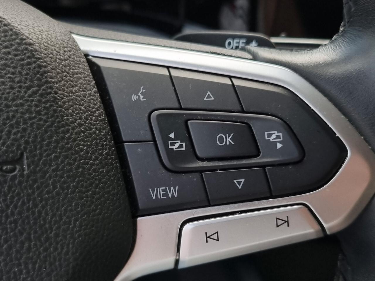 Volkswagen Golf VIII 2020 1.0 etsi evo Life 110cv dsg