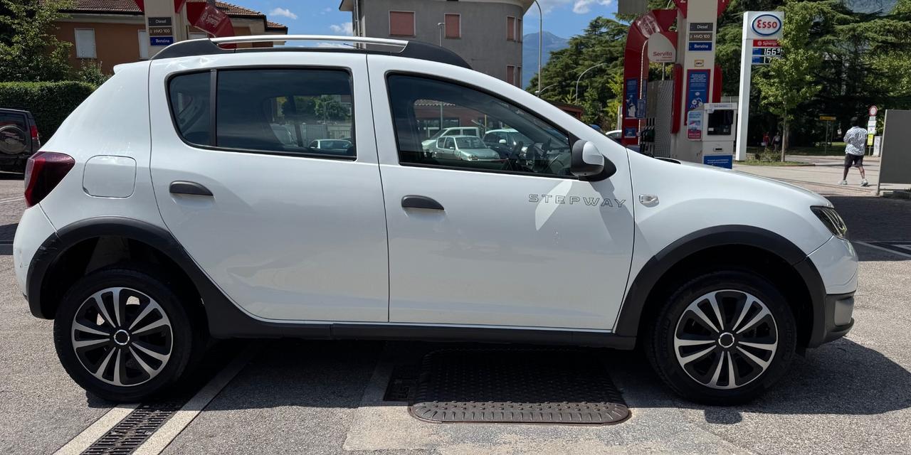 Dacia Sandero Stepway 900 TCe 12V 90CV Prestige