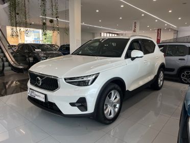 VOLVO XC40 B3 automatico Core