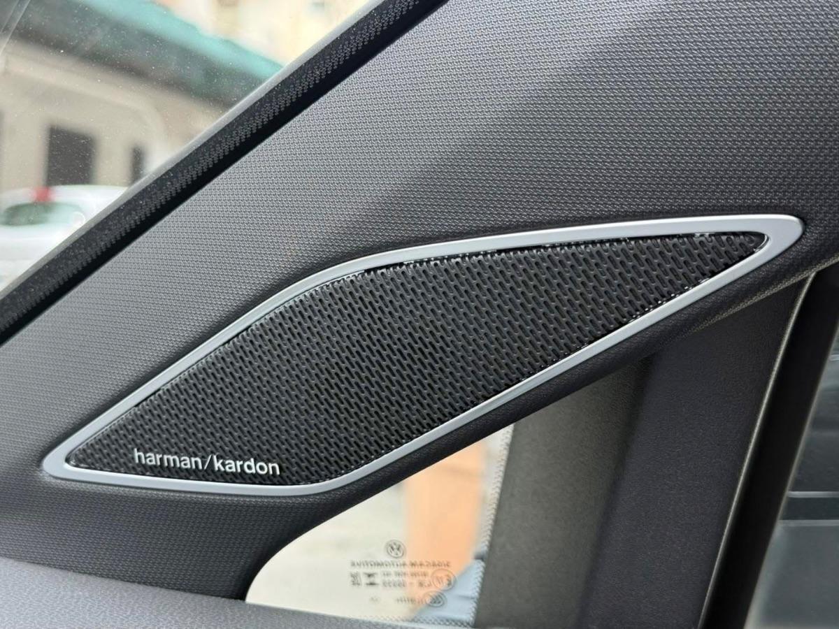 Volkswagen Golf 8.5 GTI 2.0 TSI 265CV