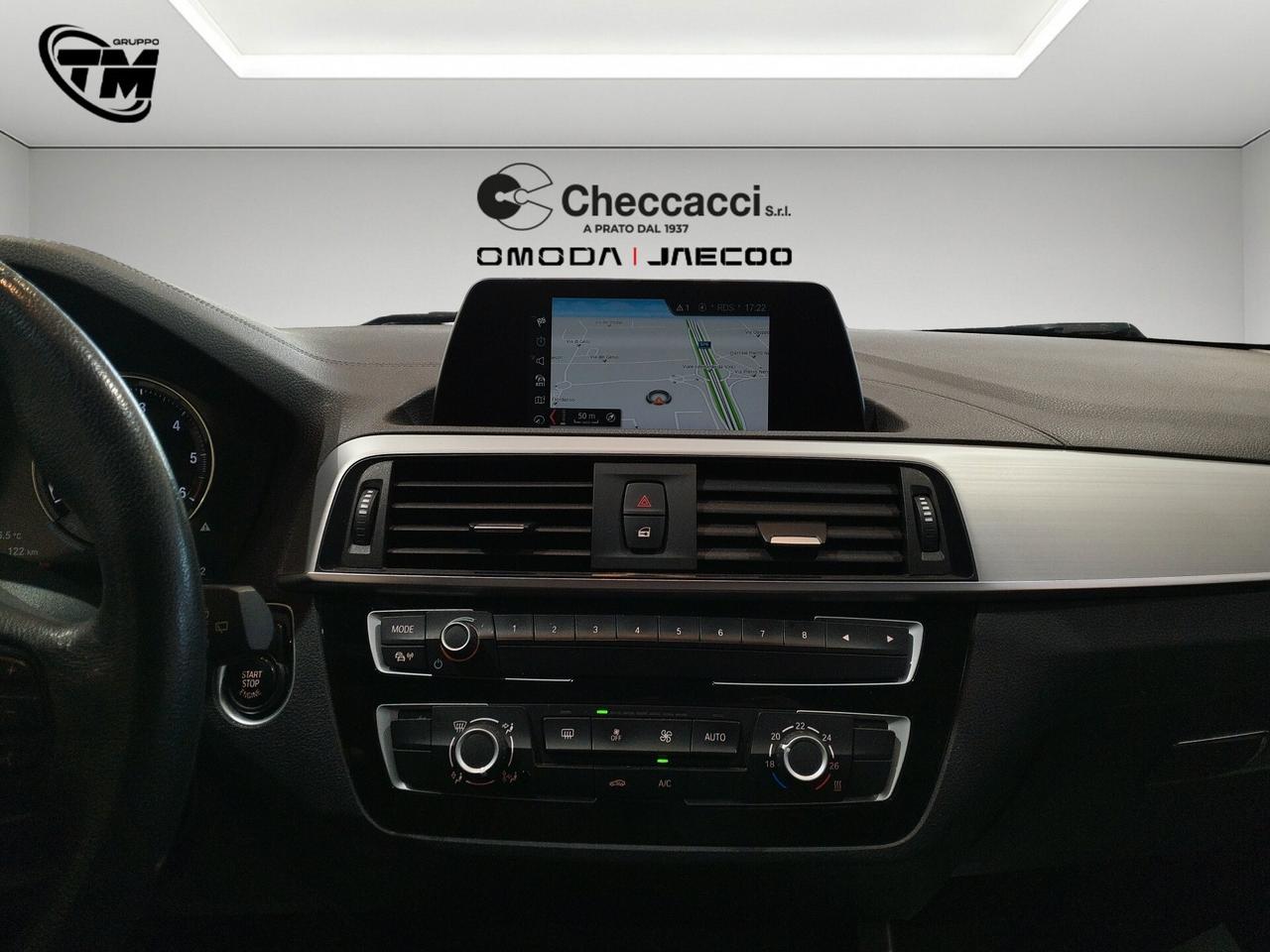 BMW 118 d Urban 3p auto *TAGLIANDI CASA MADRE*
