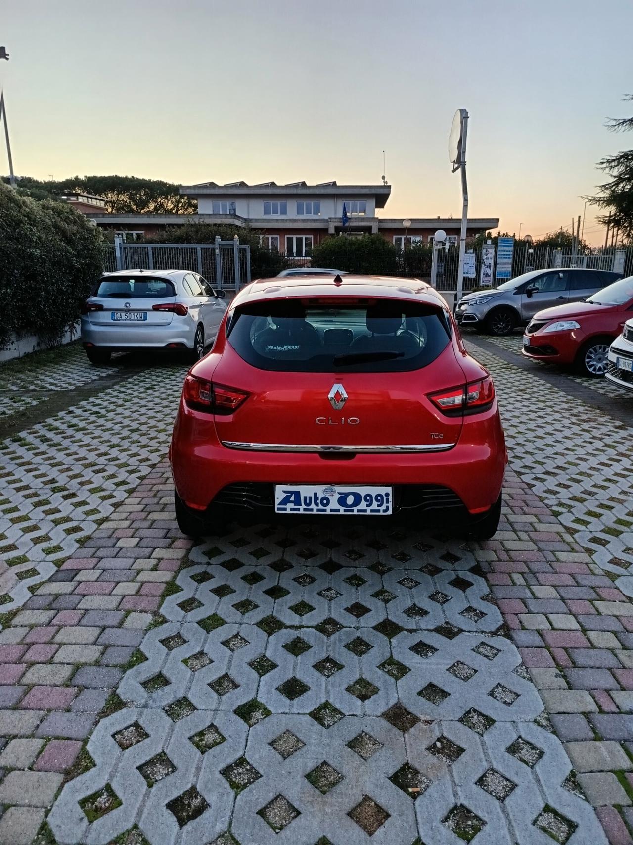 Renault Clio 0.9 TCe 12V 90CV Start&Stop 5 porte Energy