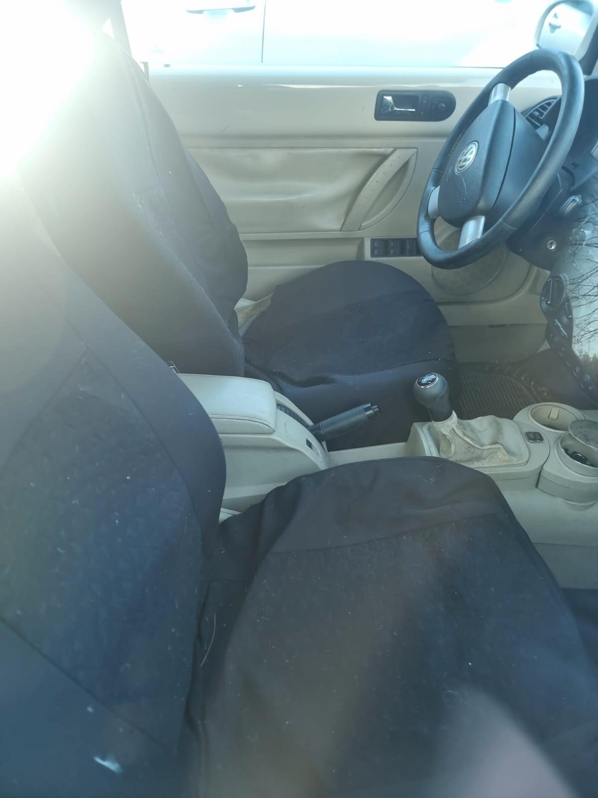 Volkswagen New Beetle 1.9 TDI 105CV Cabrio Lim. Red Edt.