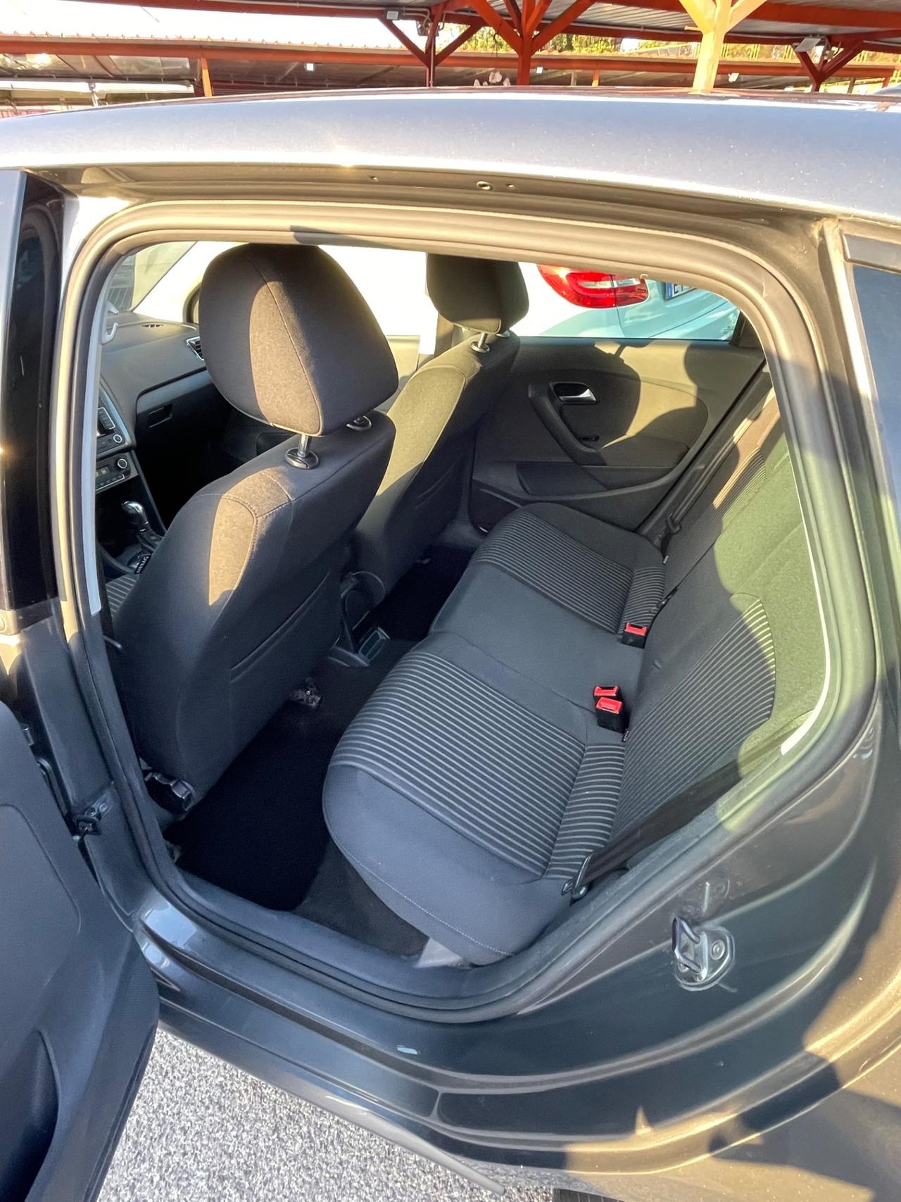 Polo 1.6 TDI 90 CV DSG-XENON-NAVI-LED-RATE-